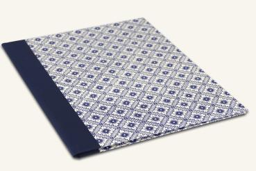 Portfolio with elastic band in blue sun hat